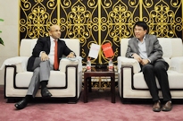 ������c����W�������_�A��Մ