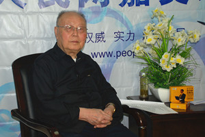 ���t����������������W�LՄ1