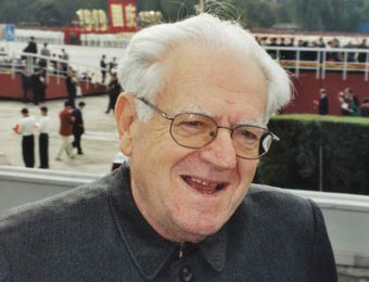 白求恩式共產主義戰士