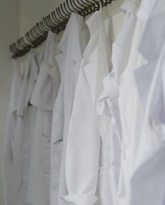 ��Щ��·���L�ġ����ܡ����������tԺ���L���@һ�죬���s�����ꡣȻ���������r�r��С�겢�]�ܓ�ס���t���е���Ⱥ�����ϰ��c���T�\��d�����єD�M��ꠒ�̖����Ⱥ�������Ļ�ϵĳ��\��Ϣ�@ʾ������ܶ�����̖�ѽ���M���P�I�~��æµ�˕r���tԺ������늽�����Ҳ���M���t���������ǁ텢�ӡ��������K������ �����tԺ���g������Ӗ��ڶ��ڡ��������Ĥ���}���ČW�T�������ڽo�W�T���M���v��ľ����҂����еĲ��L���󡪡����ܡ��v��Y�����ش���W�T���ᆖ�����ܲ��ĴҴ������v�_��ֱ�����g�Ҝʂ��M�����g��ʾ�����s�����g��·�ϣ�����һλ�t���ˆT�r������Ҫ�󌏺����еĲ��ϲ����֡��@Ҳ���乤����һ���֣������߀������һ�����ݡ�������Ժ�L�����������g������У��v�n��ͬ�r߀Ҫ�Г���������������[Ԕ��]