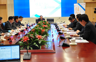 ��Մ���F��