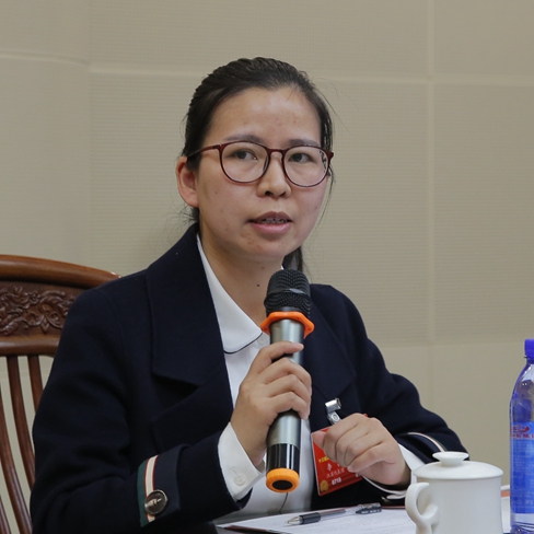 ȫ���˴���������K��ӾƏS�ɷ����޹�˾���w�OӋ���������о��T��ޱ 