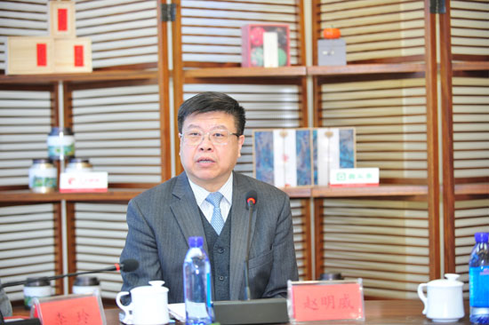 趙明威 北京大學(xué)人民醫(yī)院眼科主任、中華醫(yī)學(xué)會眼科分會常委