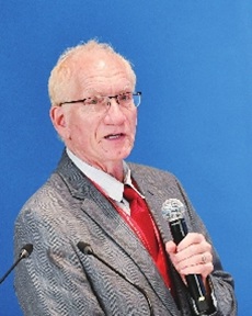 �����ƌWԺԺʿJohn MEKALANOS 