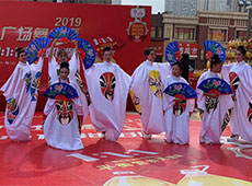 �L��վ�֮�����ݵġ��滨힡�