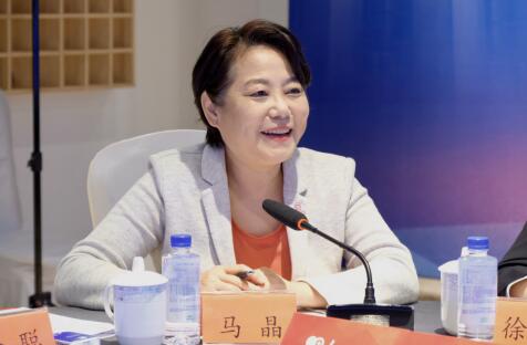 四川省人民醫院主動健康與轉化醫學中心主任、中國婦女兩癌“三早”主動健康項目發起人馬晶發言。陳晨攝