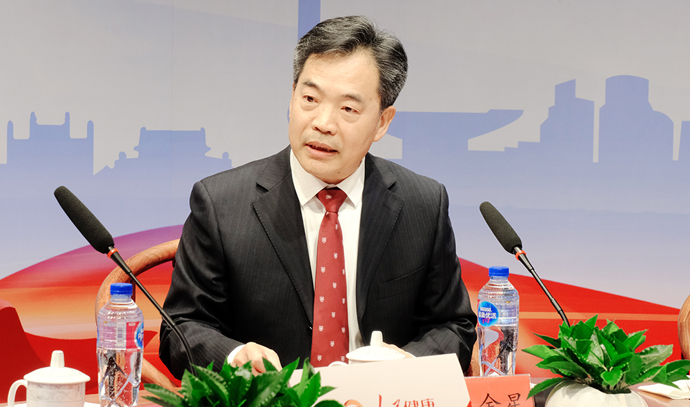 мرRǣú¹ؽ(jng)(yn) ȫW(xu)УA(y)wϵ