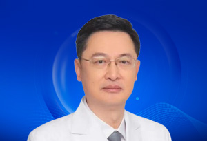 黑龍江省眼科醫院副院長
崔海濱