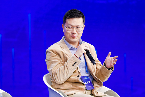 中國營養(yǎng)學(xué)會注冊營養(yǎng)師、復(fù)旦大學(xué)藥理學(xué)博士、安利科創(chuàng)中心經(jīng)理闞君陶