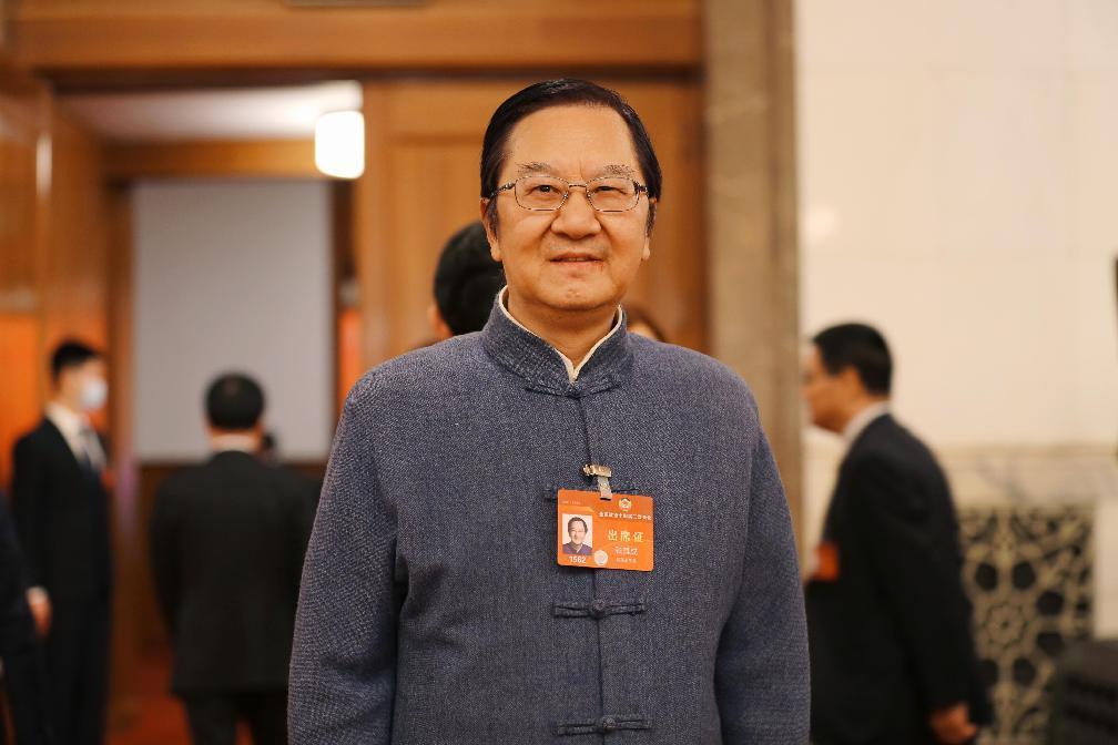 全國(guó)政協(xié)委員、北京中醫(yī)藥大學(xué)國(guó)學(xué)院教授張其成。受訪者供圖